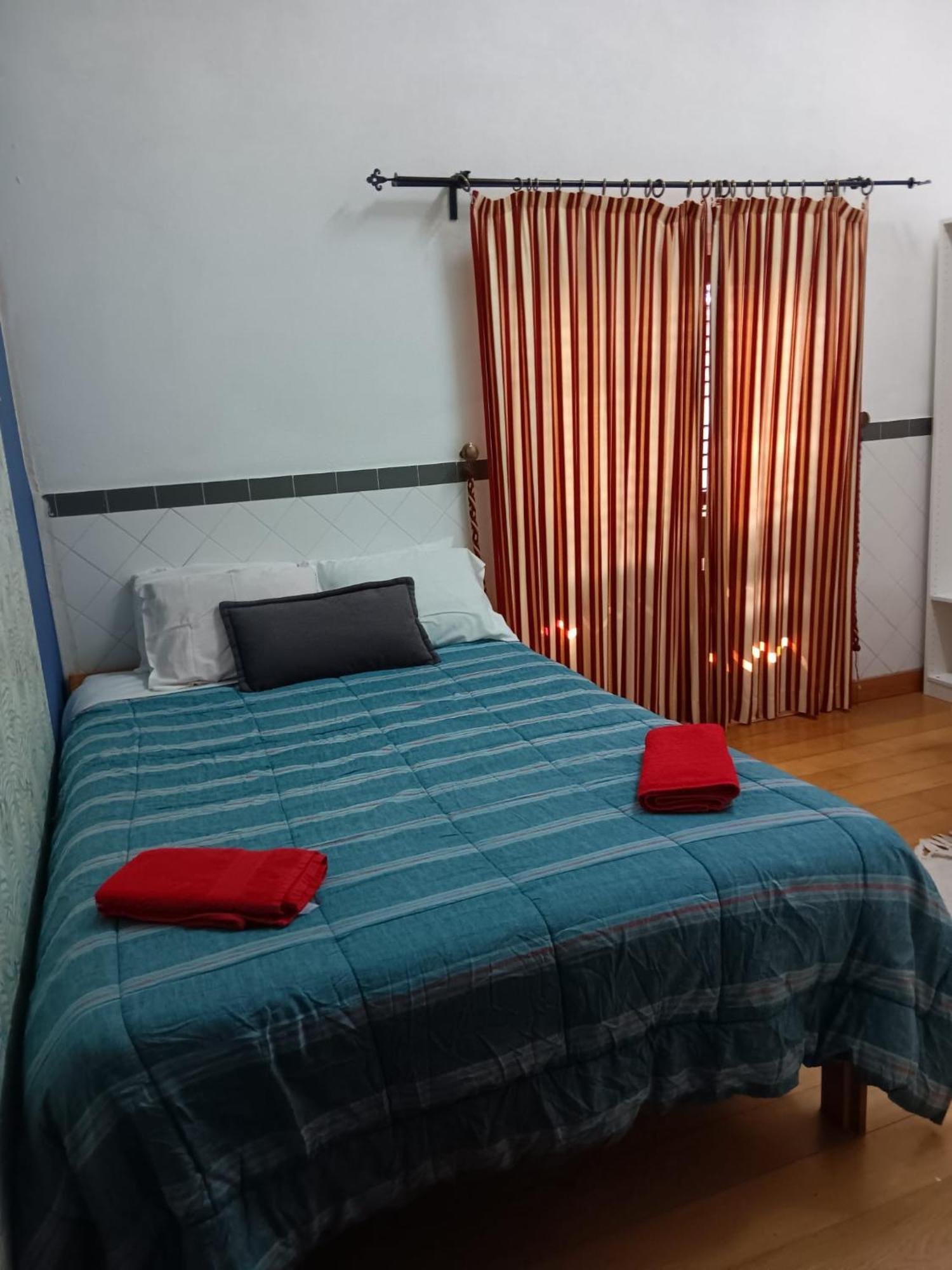 Global Guest Rooms Сінтра Екстер'єр фото