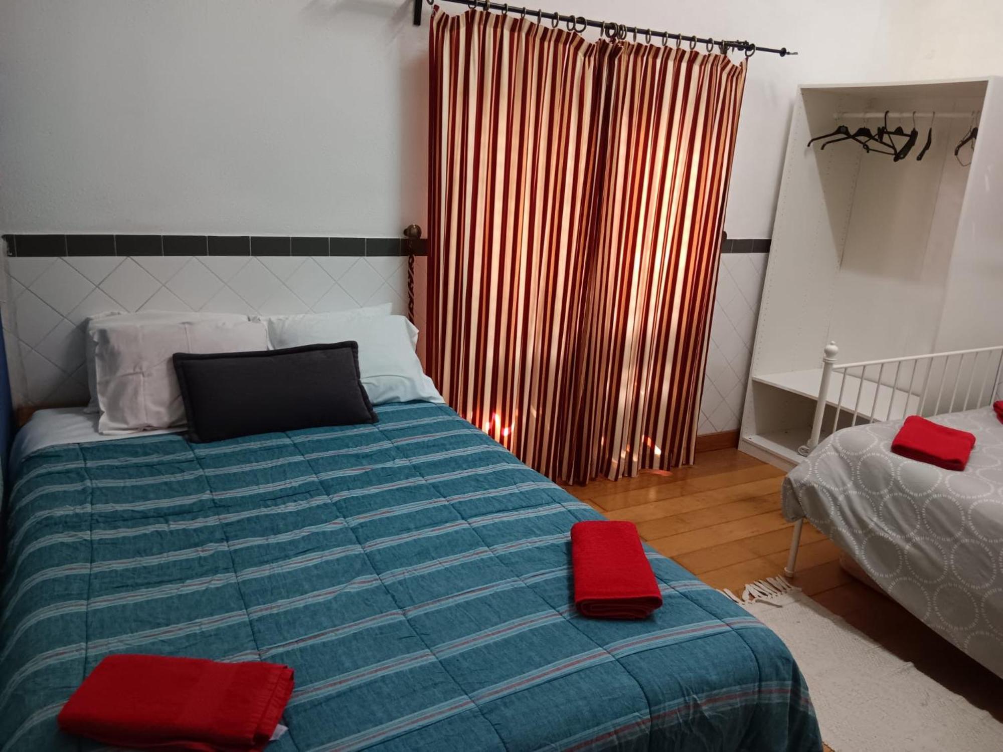 Global Guest Rooms Сінтра Екстер'єр фото